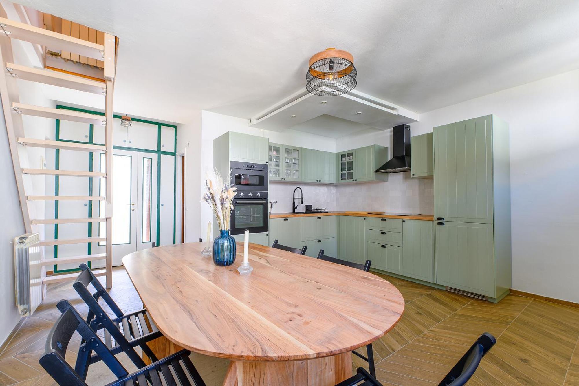 Apartment Charming Modern In Medieval Courtyard